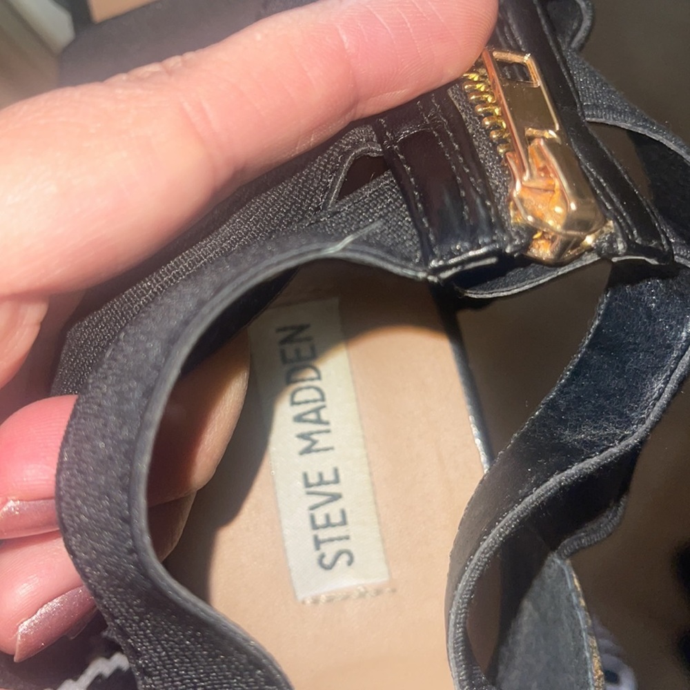 Strapped Wedges - Picture 7 of 8